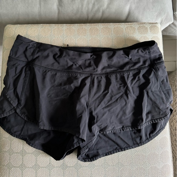 Lululemon Speed Up Shorts Size 10 - Picture 3 of 6